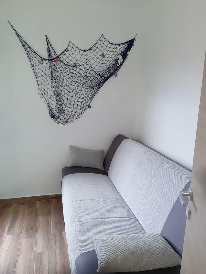 רוביני Apartment Mony מראה חיצוני תמונה